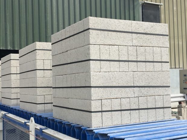 100mm Solid Dense 7.3N Blocks - Image 2