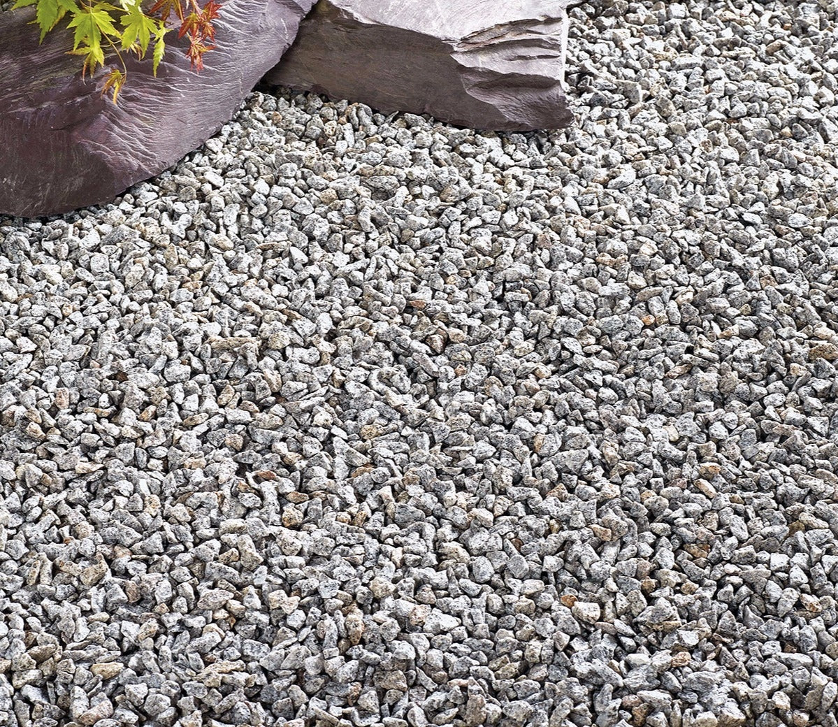 14-20mm Silver Grey Granite Chippings - Image 3
