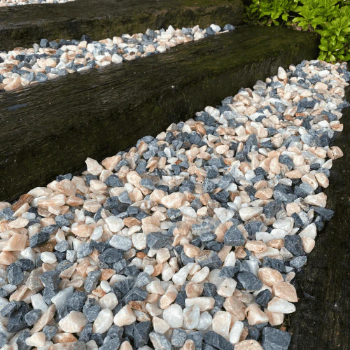 20mm Polar Pink Marble Chippings - Image 4