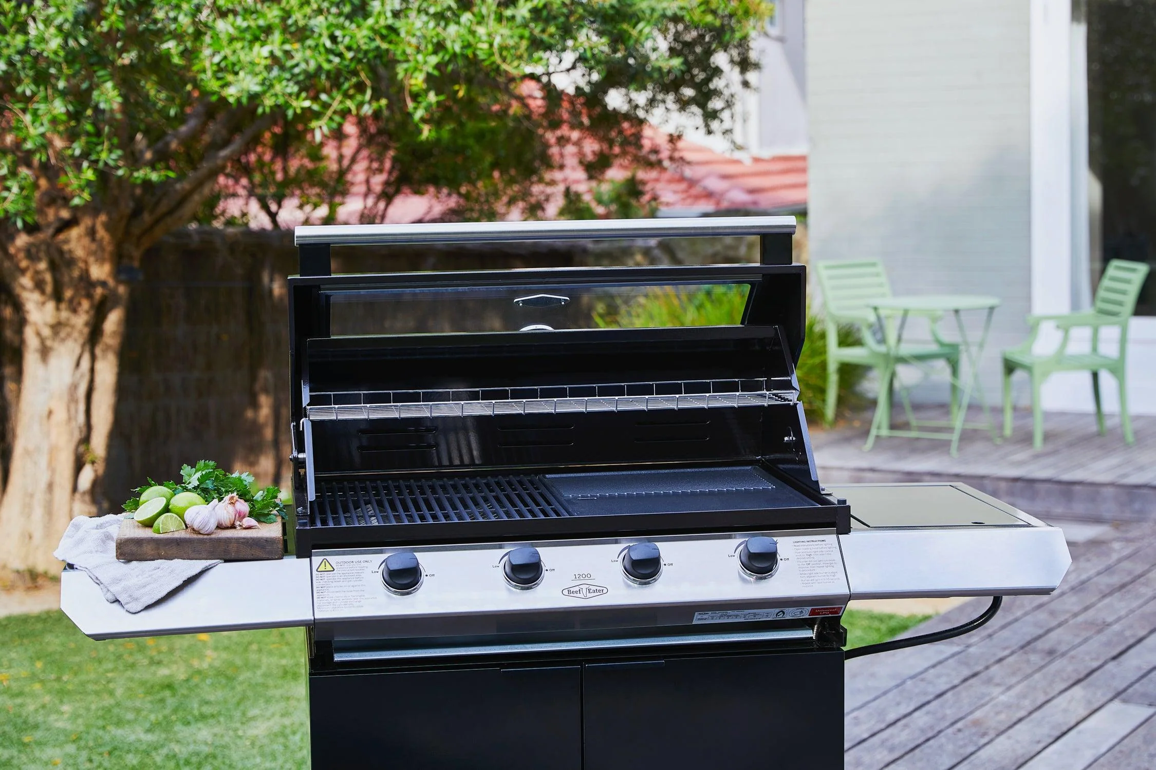 BeefEater 1200E Series 4 Burner BBQ & Trolley - Image 6