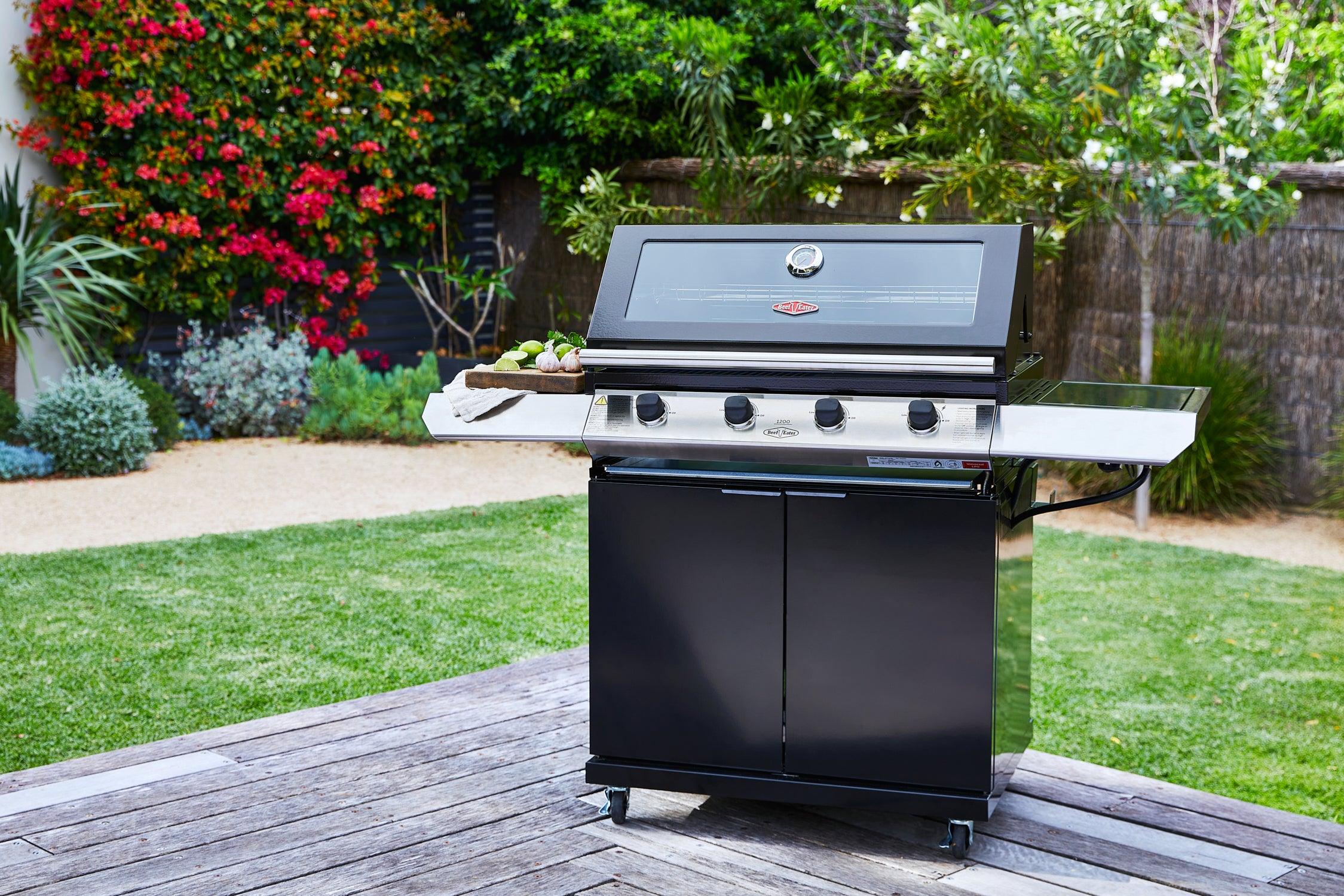 BeefEater 1200E Series 4 Burner BBQ & Trolley - Image 7
