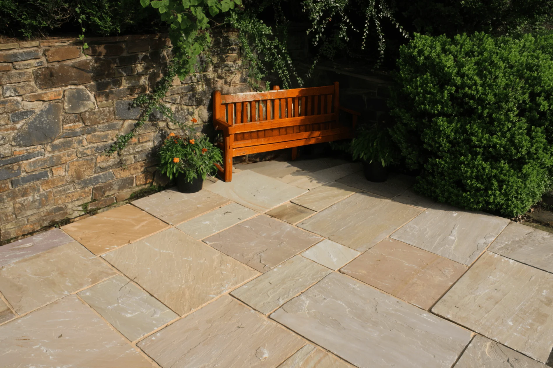 Beige Sandstone Paving Project Pack* / Multiple Sizes 18mm (Natural Buff)