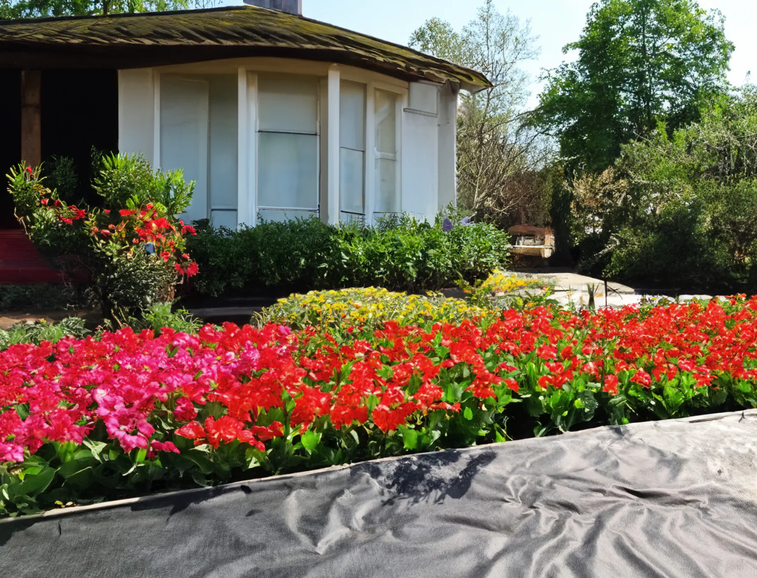 LANDTEX Landscaping Weed Membrane 1 x 15m - Image 4